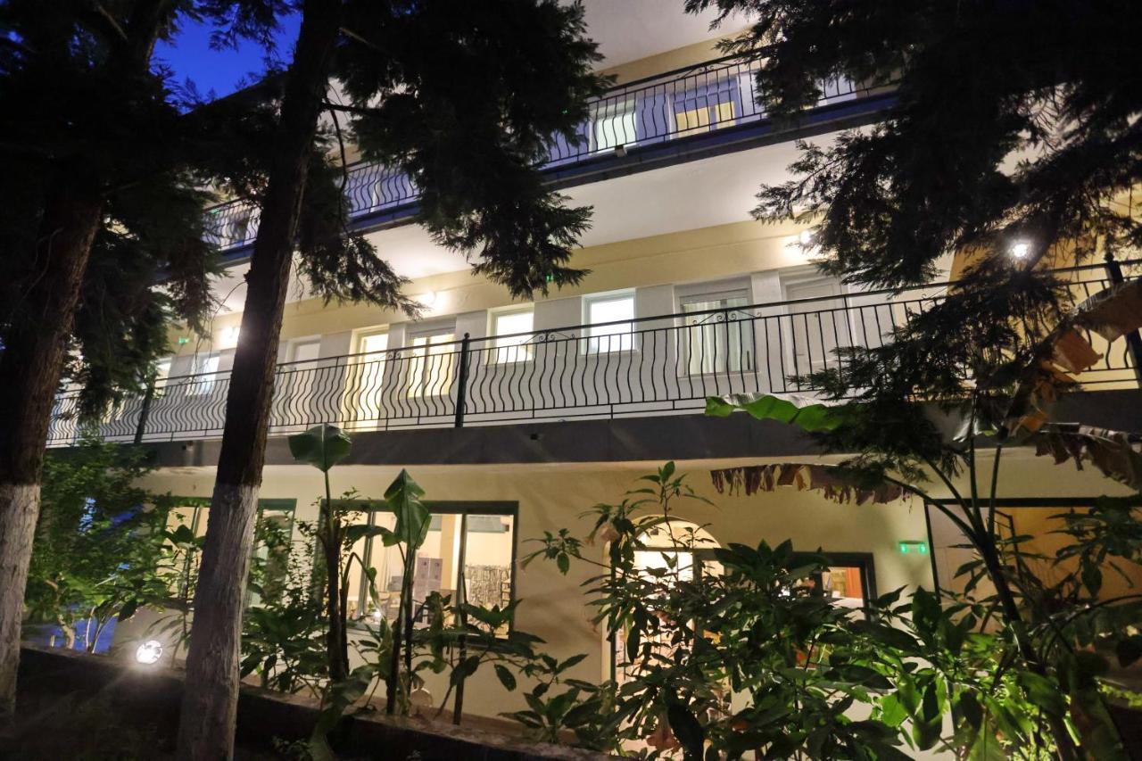 Spanos Apartments Anna'S Lodge Polychrono Zewnętrze zdjęcie