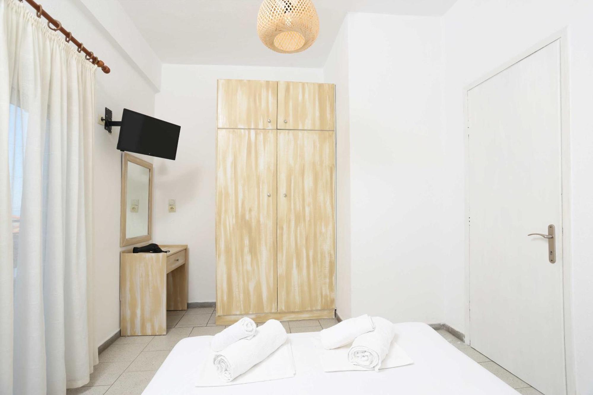 Spanos Apartments Anna'S Lodge Polychrono Zewnętrze zdjęcie